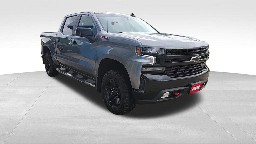 Used 2021 Chevrolet Silverado 1500 LT Trail Boss w/ Convenience Package II AWD/4WD image 3