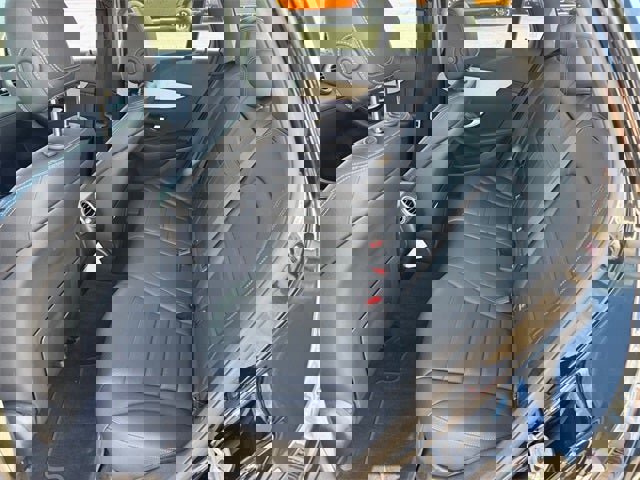 Used 2022 Mercedes-Benz GLC 300 4MATIC image 10