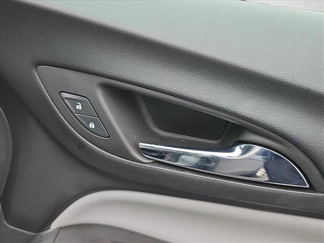 Used 2023 Chevrolet Equinox LT image 21