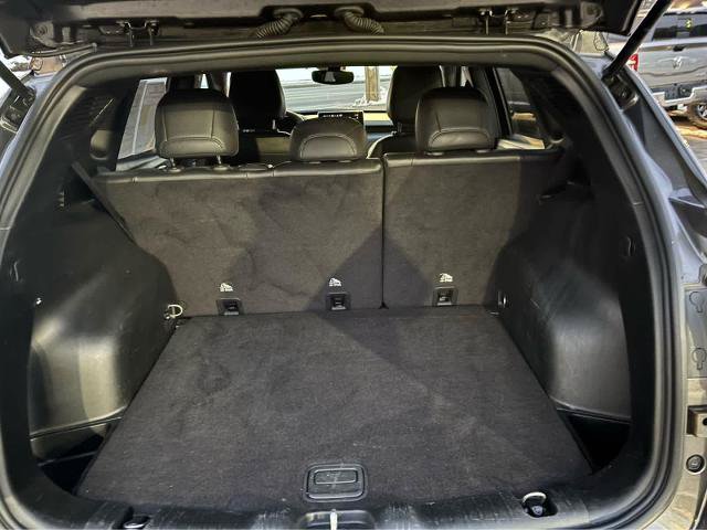 Used 2024 Jeep Compass Trailhawk AWD/4WD image 9