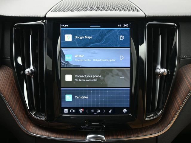 Used 2023 Volvo XC60 B6 Ultimate w/ Climate Package image 14