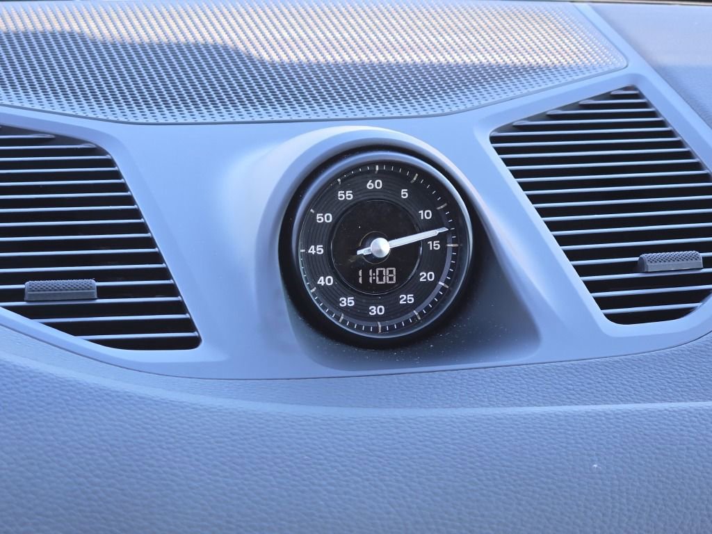 Certified 2025 Porsche Cayenne image 23