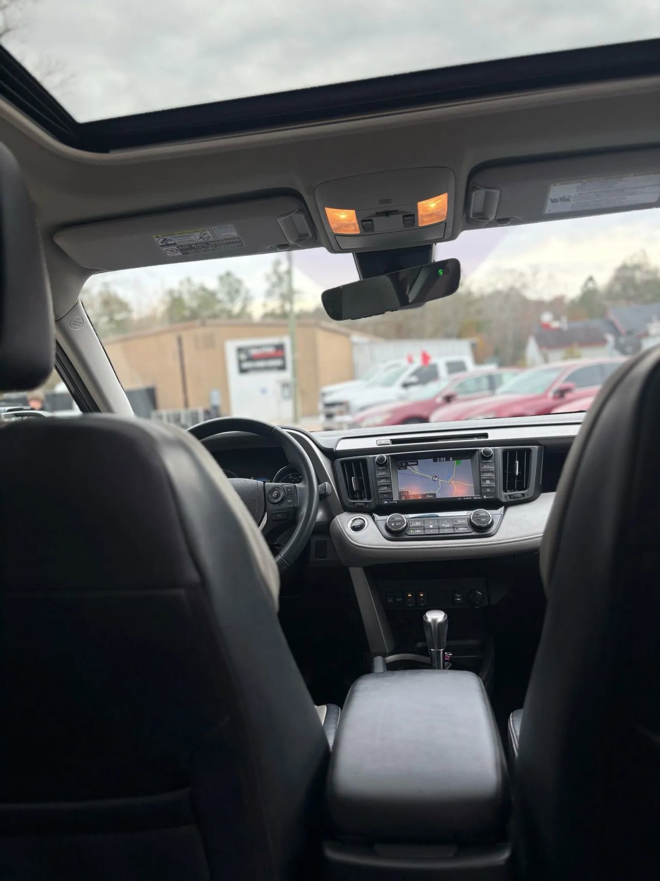 Used 2016 Toyota RAV4 Limited image 26