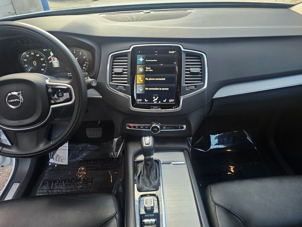 Used 2021 Volvo XC90 T5 Momentum w/ Climate Package image 15