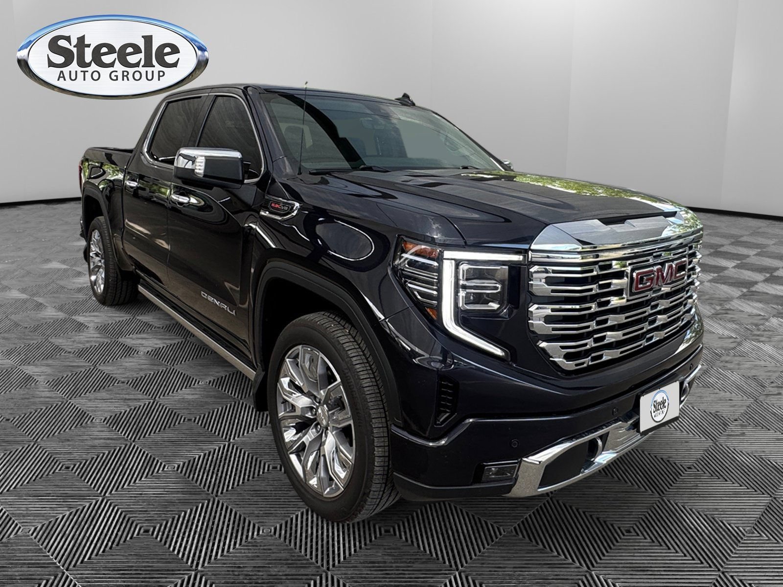 Certified 2025 GMC Sierra 1500 Denali w/ Denali Reserve Package AWD/4WD image 7