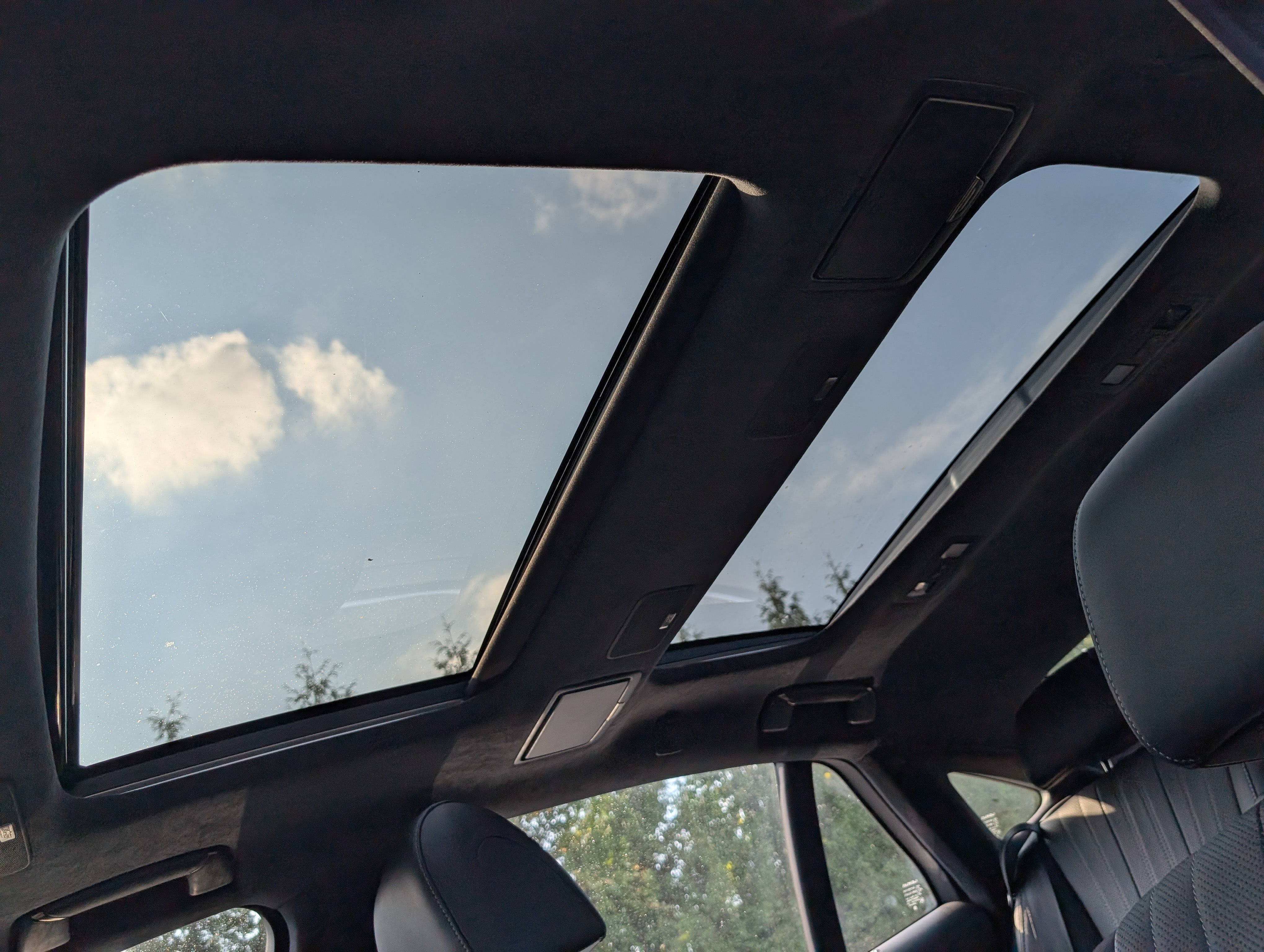 Certified 2022 Lexus LS 500 500 w/ Interior Upgrade Package image 20