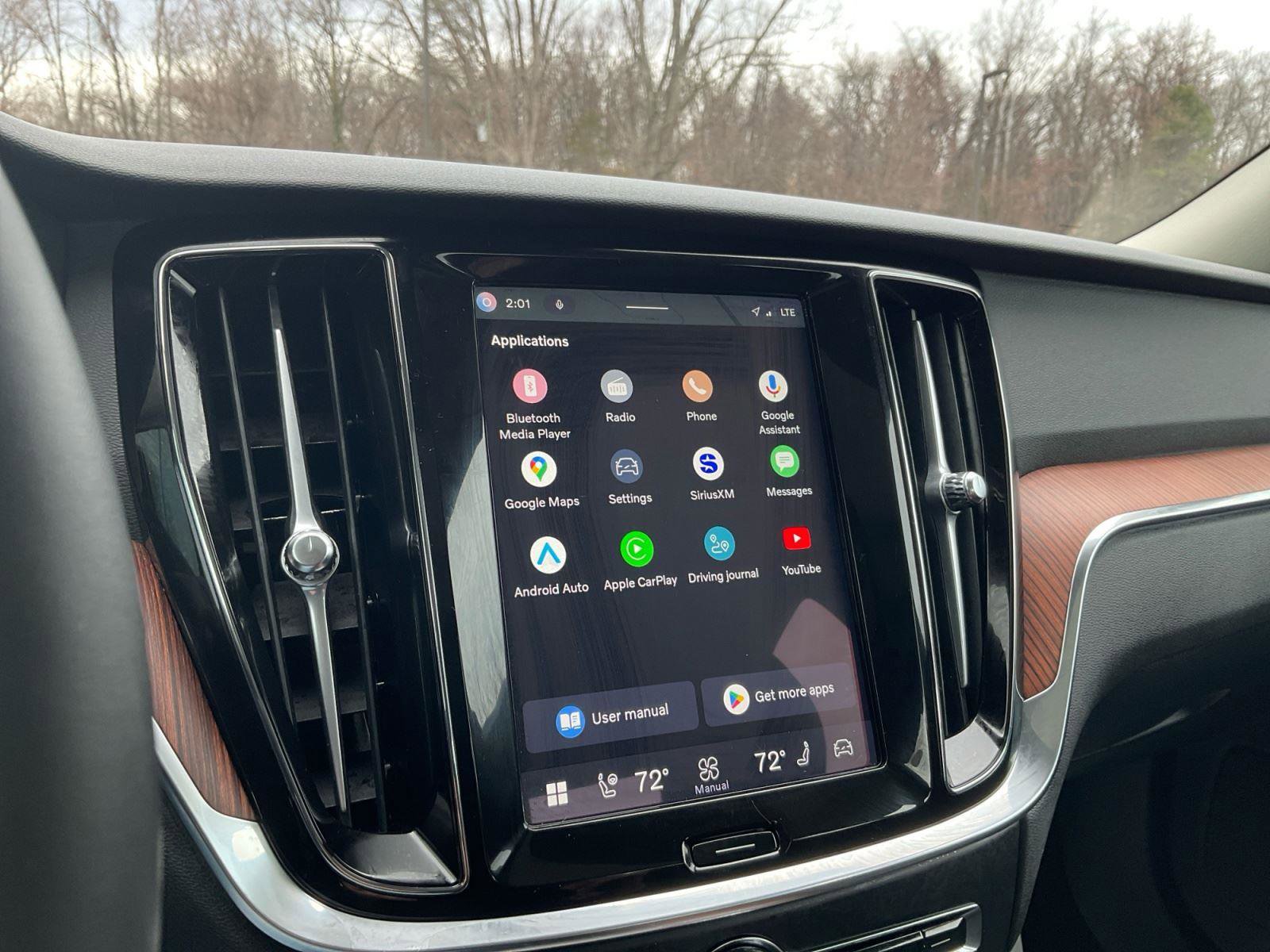 Certified 2025 Volvo S60 B5 Plus AWD/4WD image 21