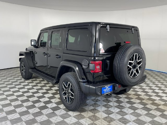 New 2027 Jeep Wrangler Unlimited Sahara AWD/4WD image 17