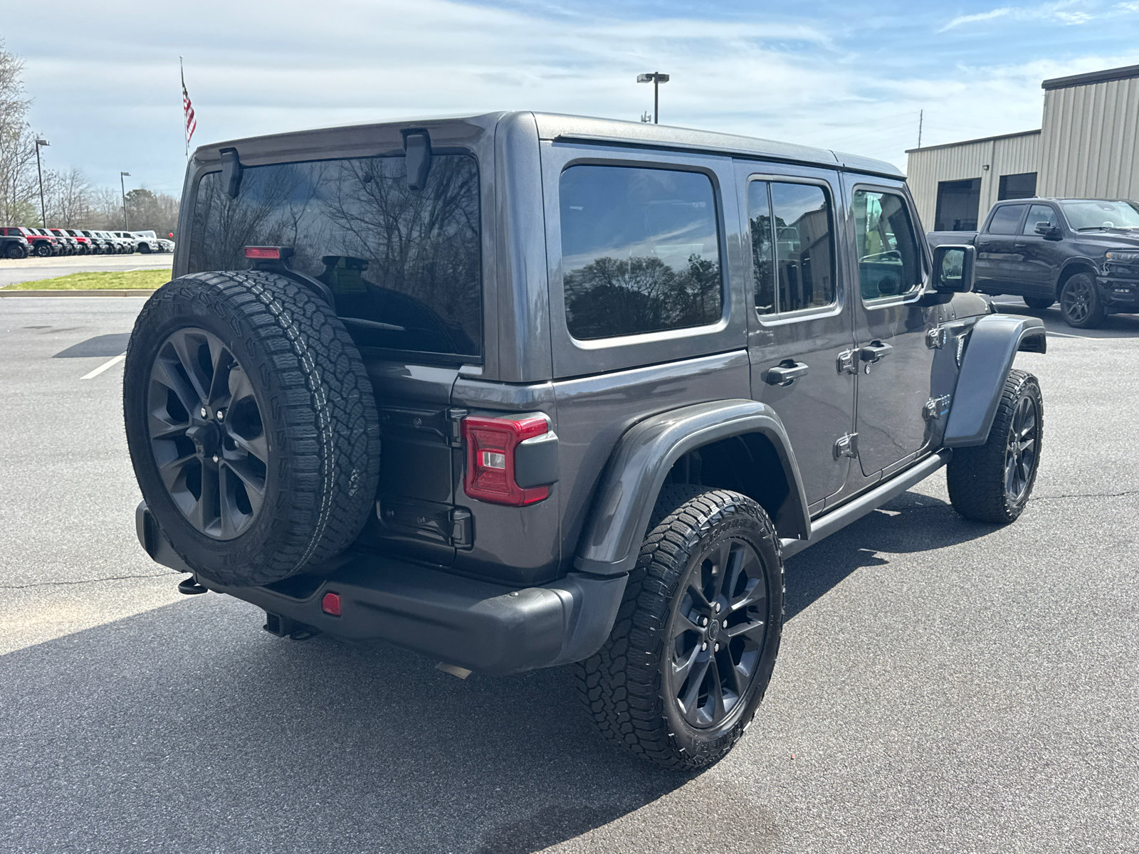 Used 2025 Jeep Wrangler Backcountry image 5
