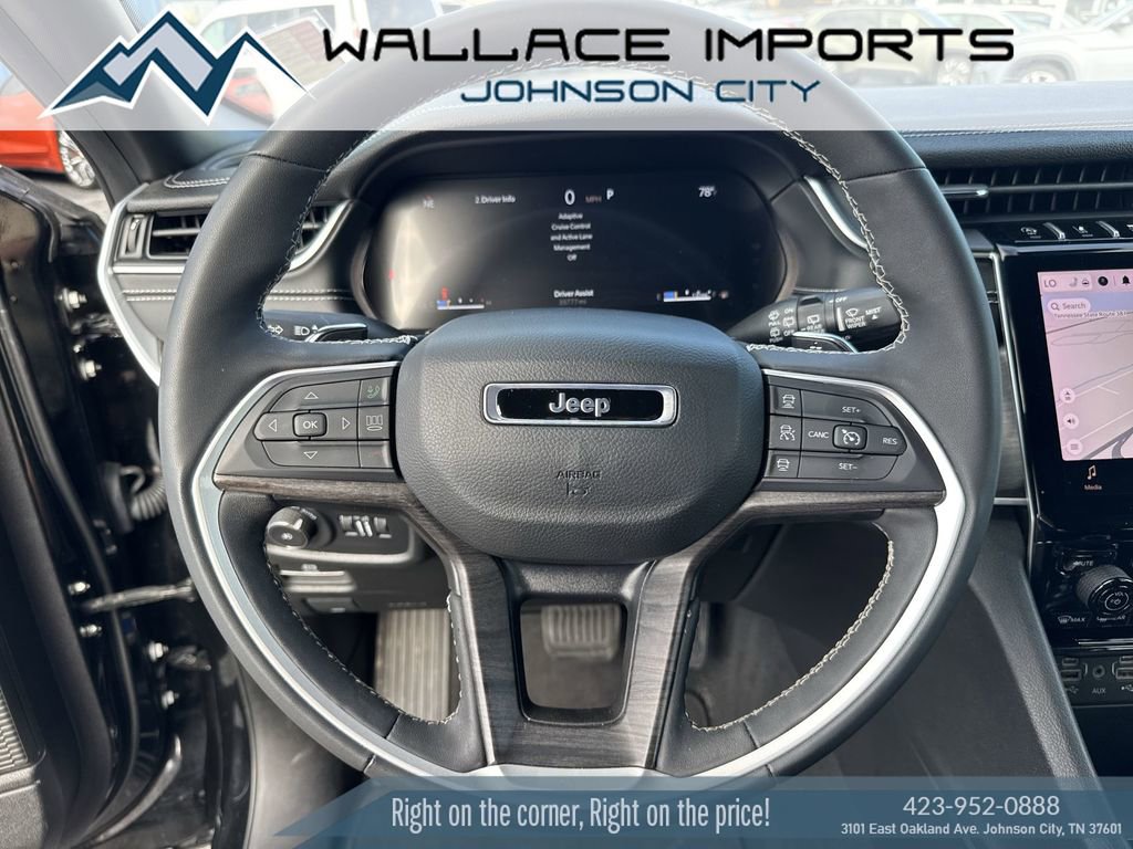 Used 2024 Jeep Grand Cherokee Limited AWD/4WD image 30