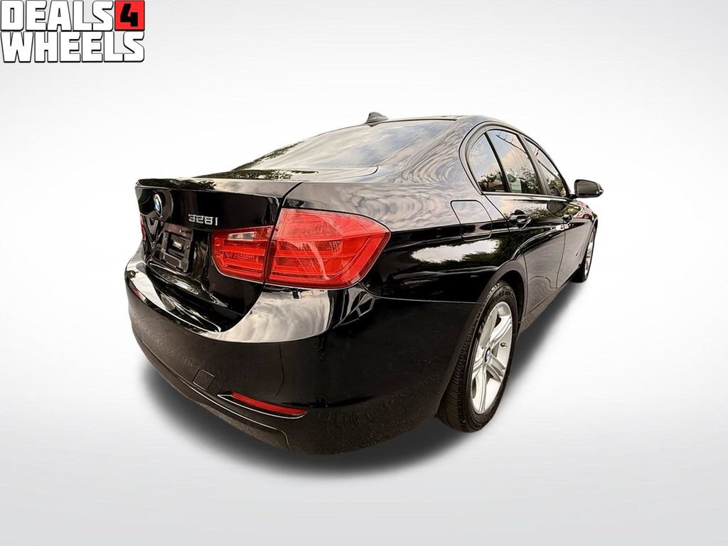 Used 2013 BMW 328i Sedan RWD image 5
