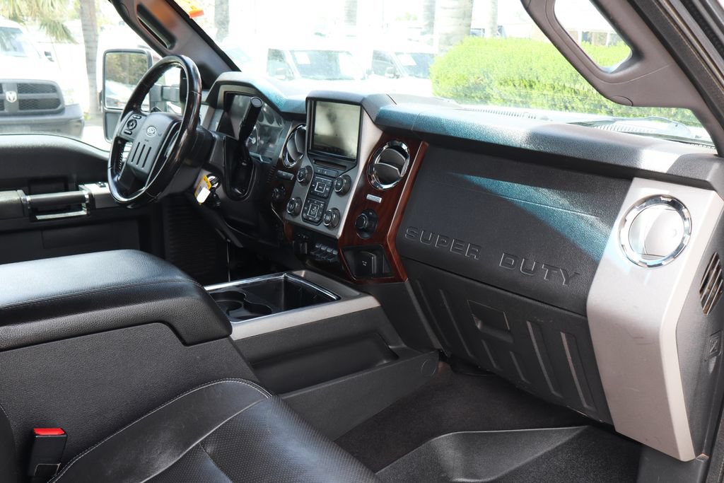 Used 2016 Ford F250 Lariat w/ Lariat Ultimate Package AWD/4WD image 47