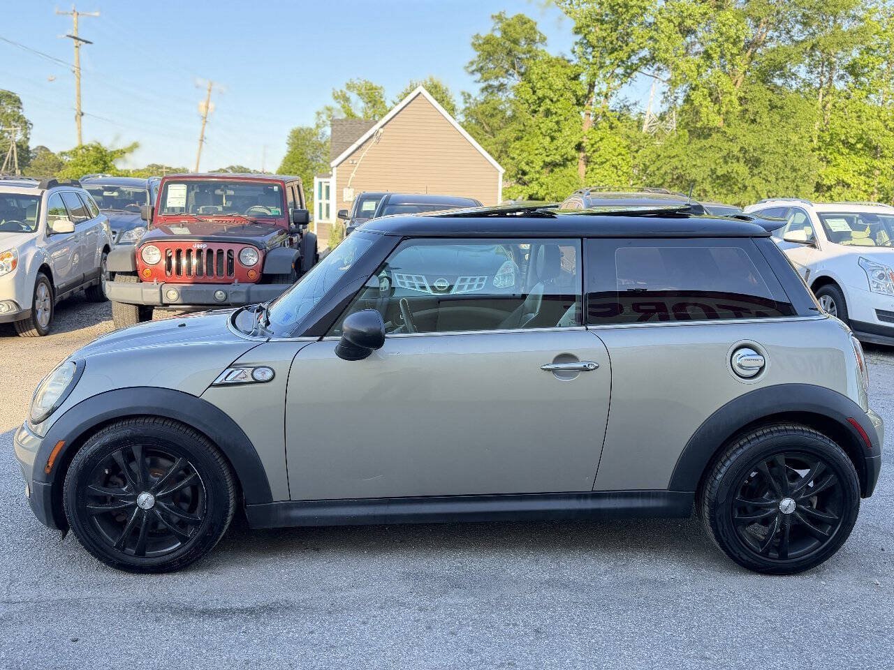 Used 2009 MINI Cooper S FWD image 5