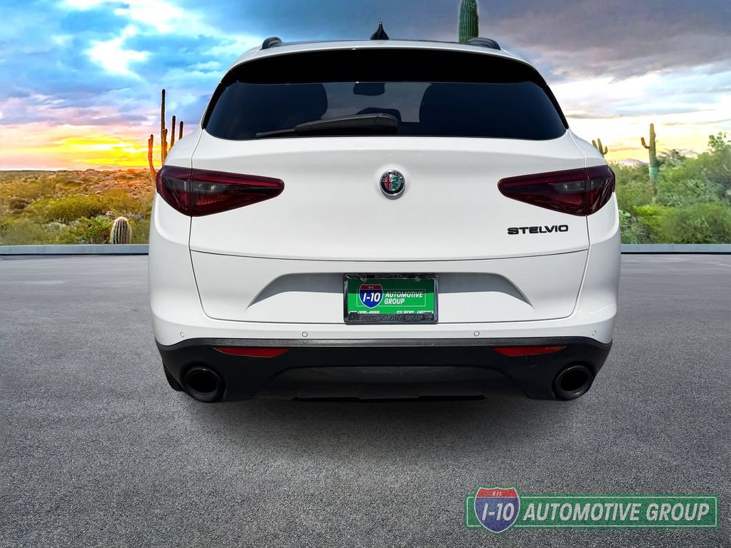 Used 2020 Alfa Romeo Stelvio w/ Nero Edizione RWD image 8