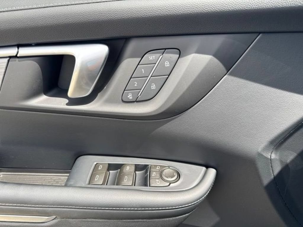 New 2026 Buick Enclave Preferred w/ Power Package FWD image 21