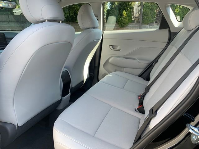 New 2026 Hyundai Kona SE image 12