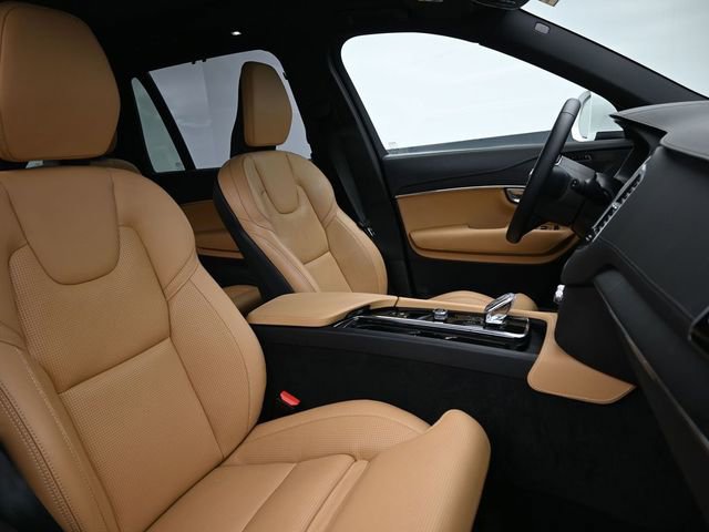 Used 2023 Volvo XC90 B6 Ultimate image 37
