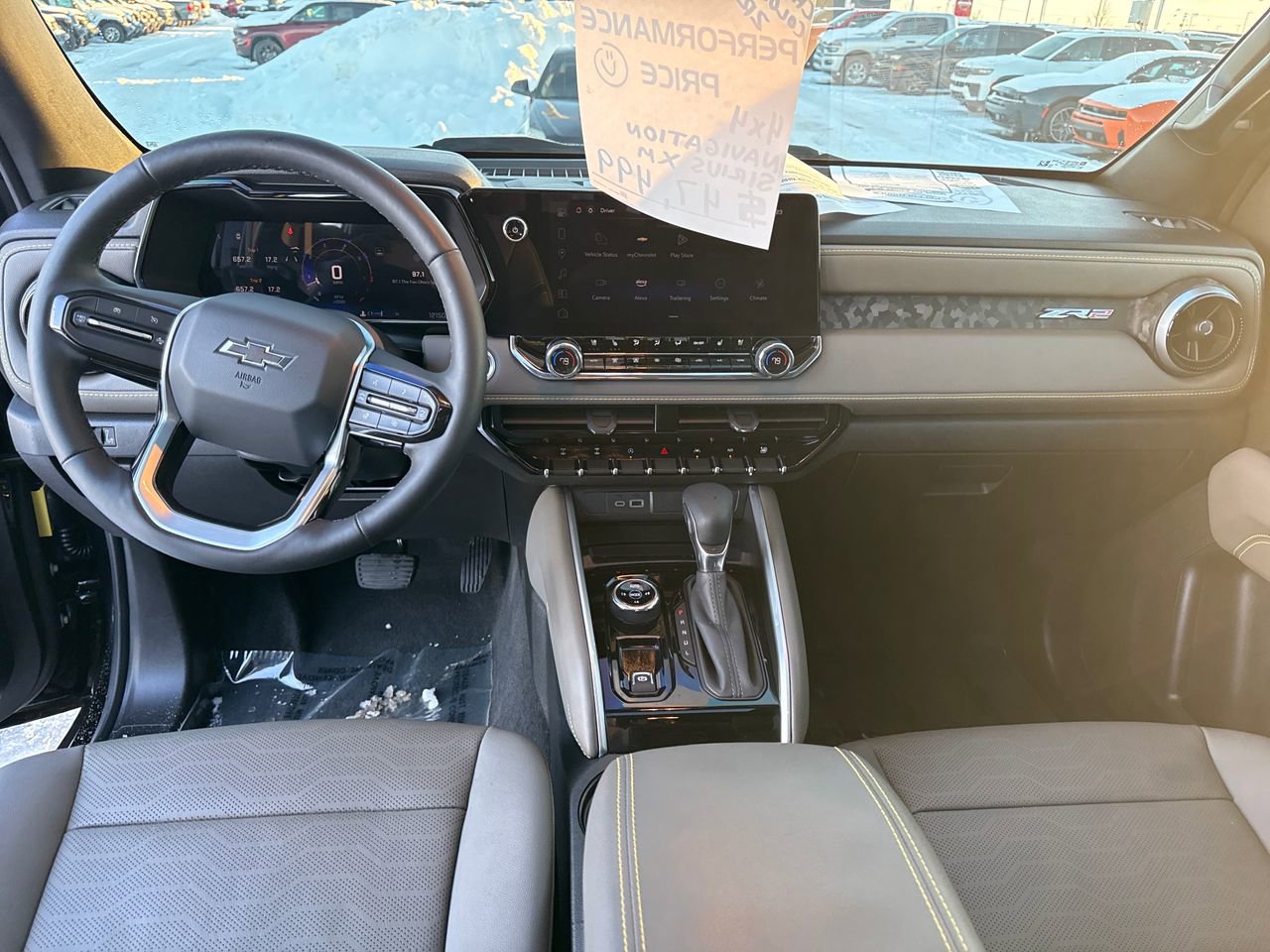 Used 2025 Chevrolet Colorado ZR2 w/ Technology Package image 15