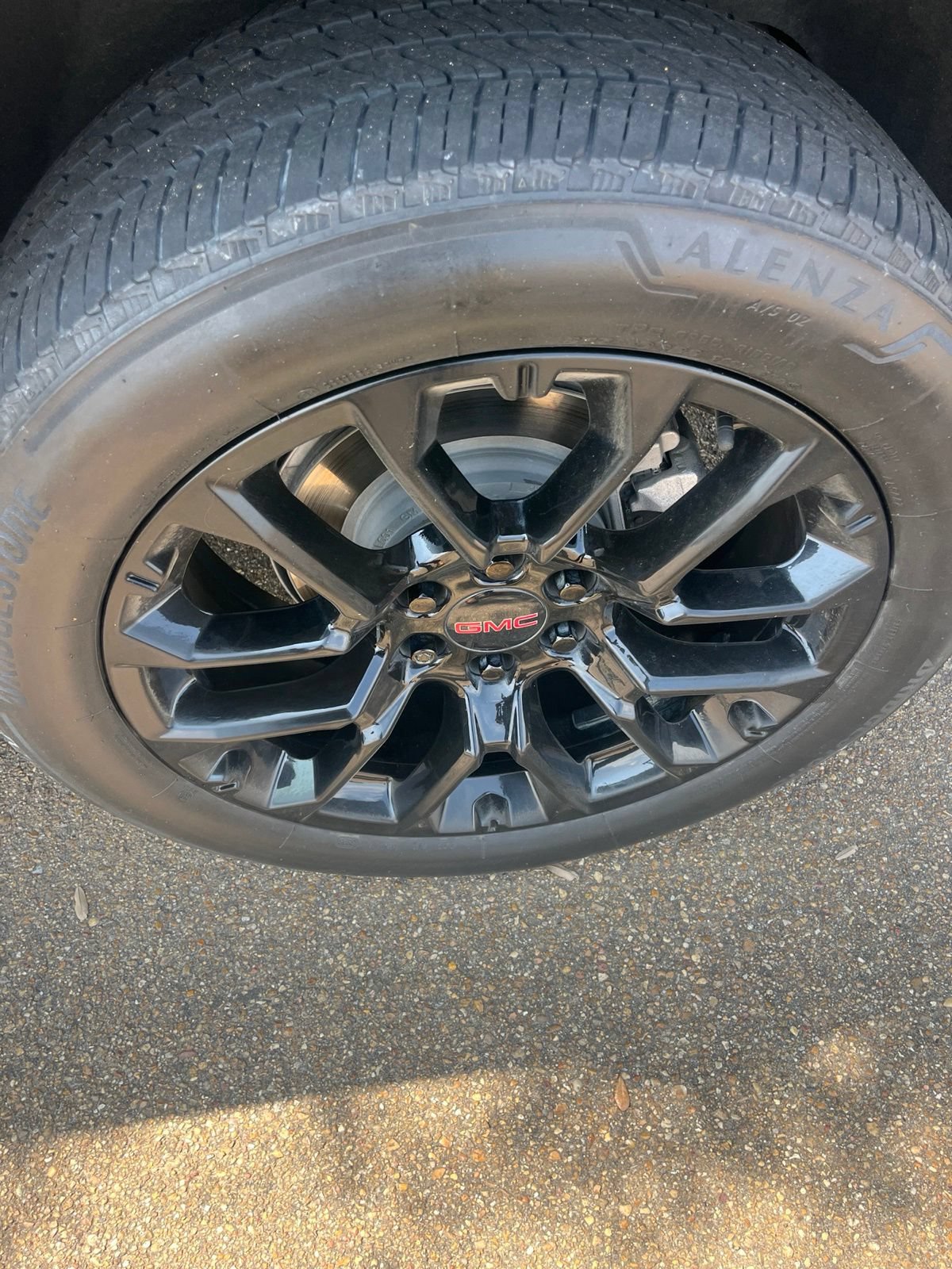 Used 2023 GMC Yukon SLT w/ SLT Premium Package RWD image 18