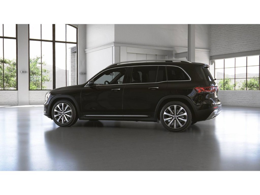 Used 2022 Mercedes-Benz GLB 250 4MATIC image 33