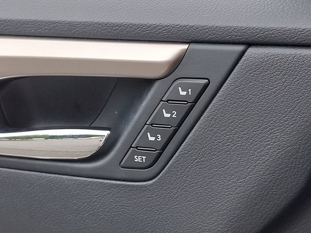 Used 2020 Lexus RX 350L Premium w/ Premium Package AWD/4WD image 17