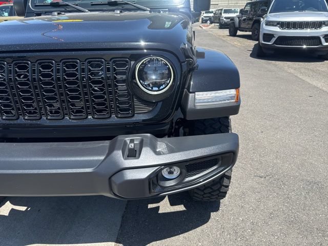 Used 2024 Jeep Gladiator Sport AWD/4WD image 9