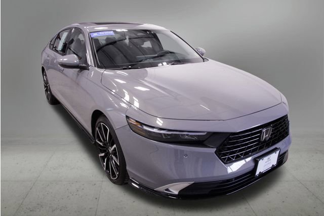 Certified 2025 Honda Accord Touring image 9