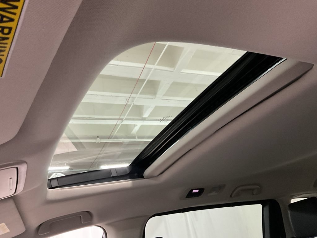 Used 2026 Honda Odyssey EX-L image 21