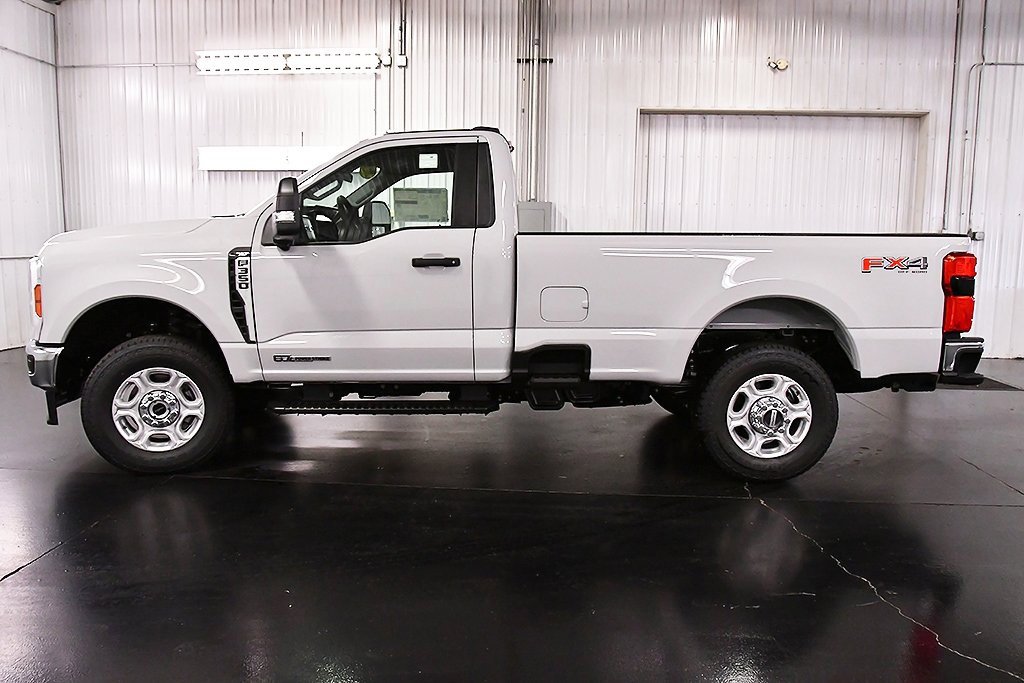 New 2026 Ford F350 XLT image 4