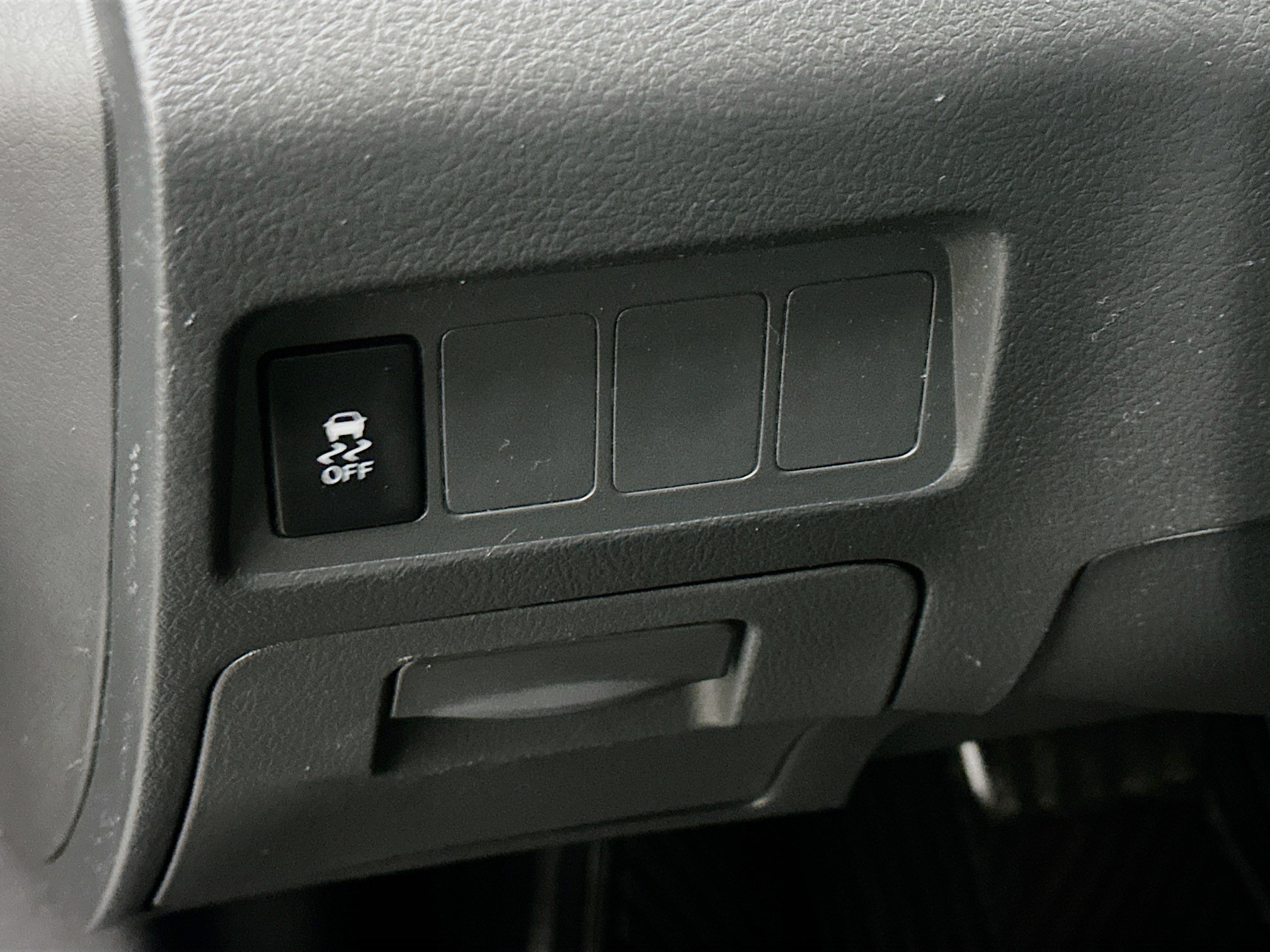 Used 2010 Toyota Matrix FWD image 17