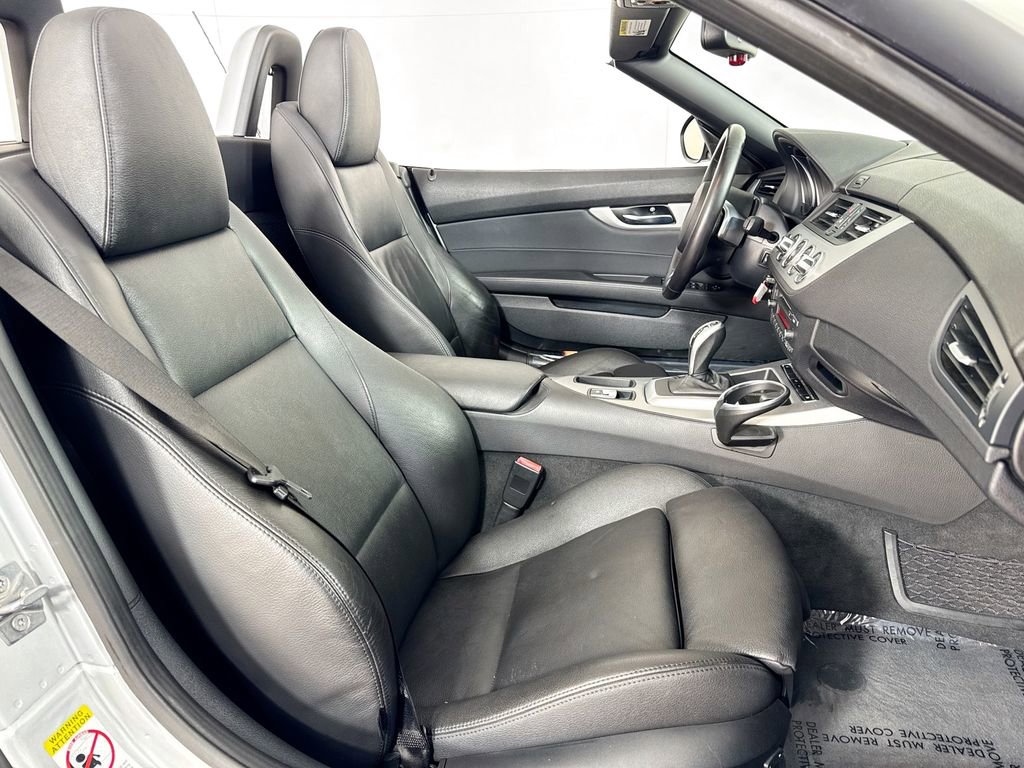 Used 2009 BMW Z4 sDrive35i image 25