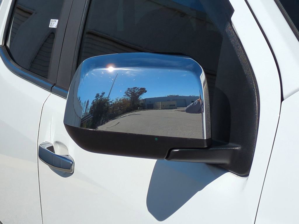 Used 2018 GMC Canyon Denali image 12