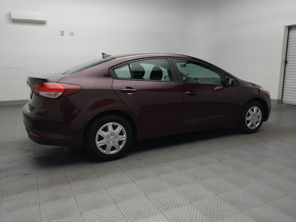 Used 2018 Kia Forte LX image 10
