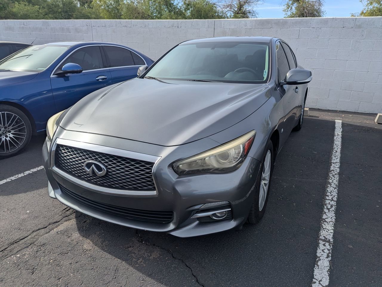 Used 2015 INFINITI Q50 Premium w/ Navigation Package AWD/4WD image 2
