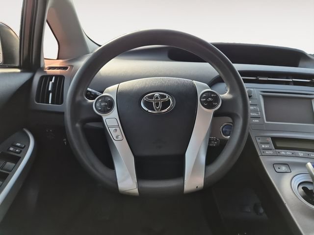 Used 2015 Toyota Prius Two FWD image 12