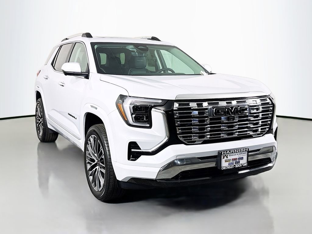 New 2026 GMC Terrain Denali w/ LPO, Black Badging Package AWD/4WD image 1
