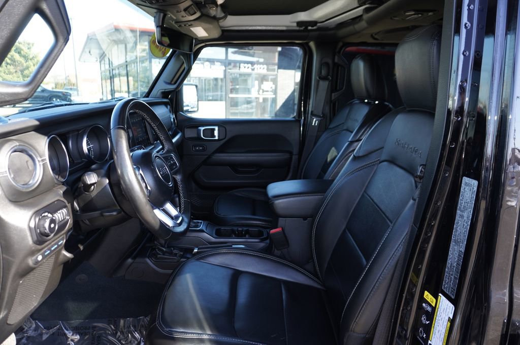 Used 2022 Jeep Wrangler Unlimited Sahara w/ Cold Weather Group image 23
