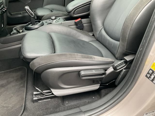 Used 2022 MINI Cooper Countryman S w/ Signature Upholstery Package image 26