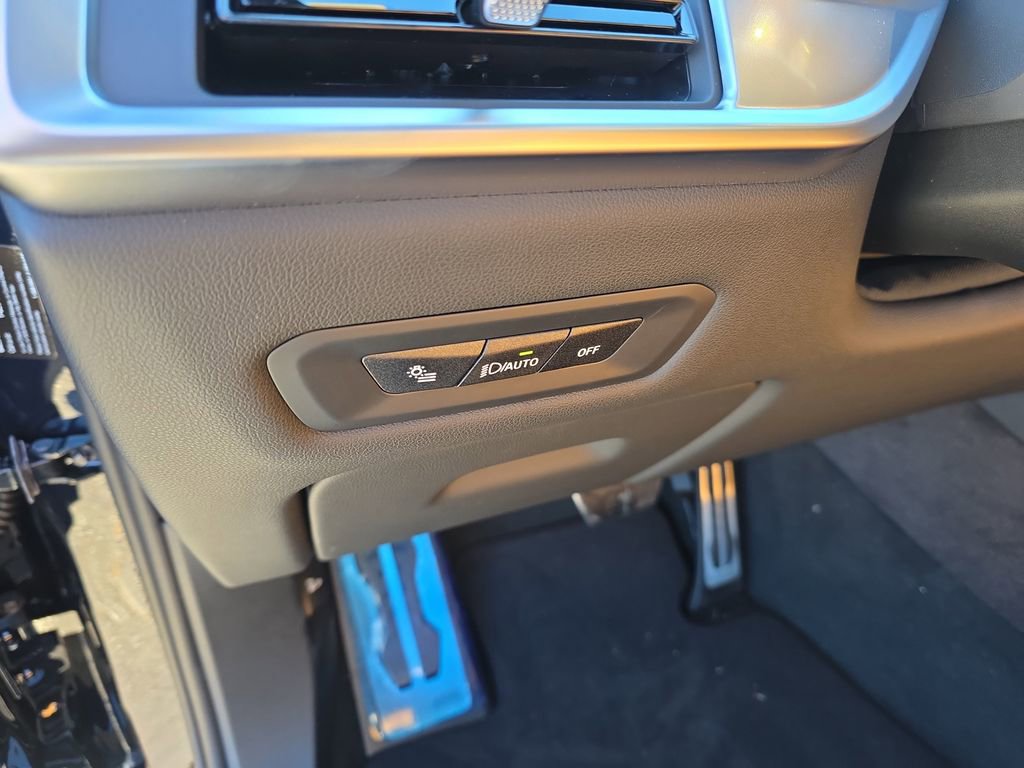 New 2026 BMW X5 M60i w/ Parking Assistance Package image 12