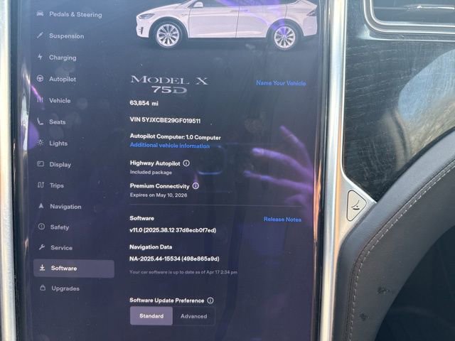 Used 2016 Tesla Model X 75D image 35