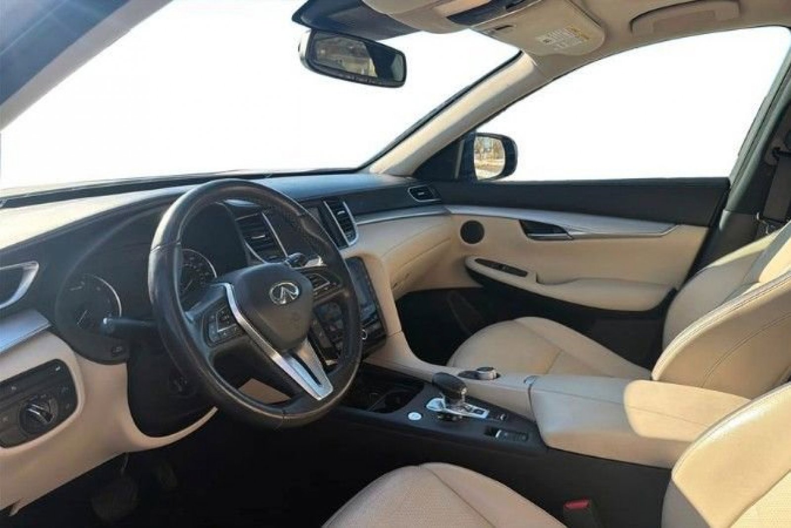 Used 2020 INFINITI QX50 Essential image 14