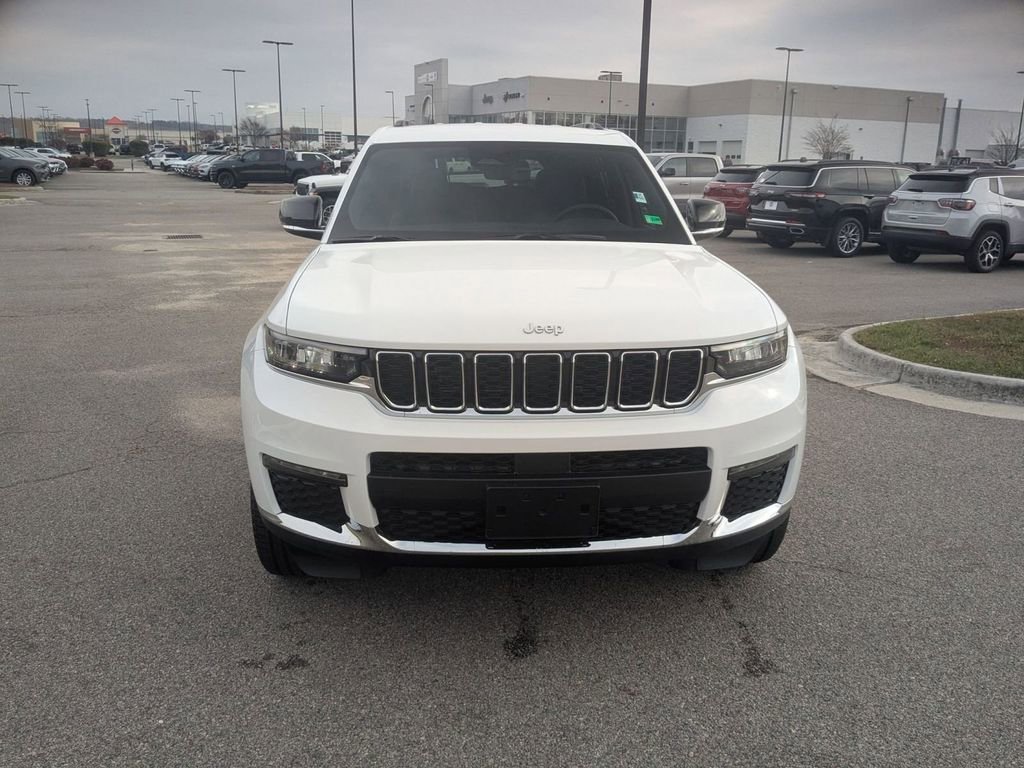 New 2025 Jeep Grand Cherokee L Limited w/ Trailer Tow Package image 8