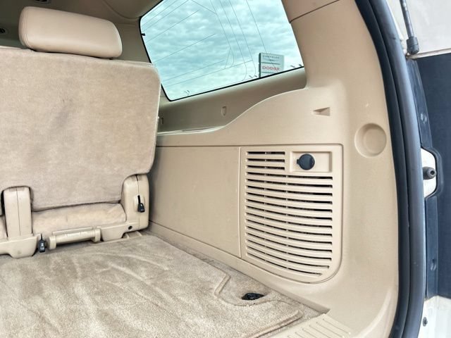 Used 2012 Chevrolet Suburban LTZ AWD/4WD image 12
