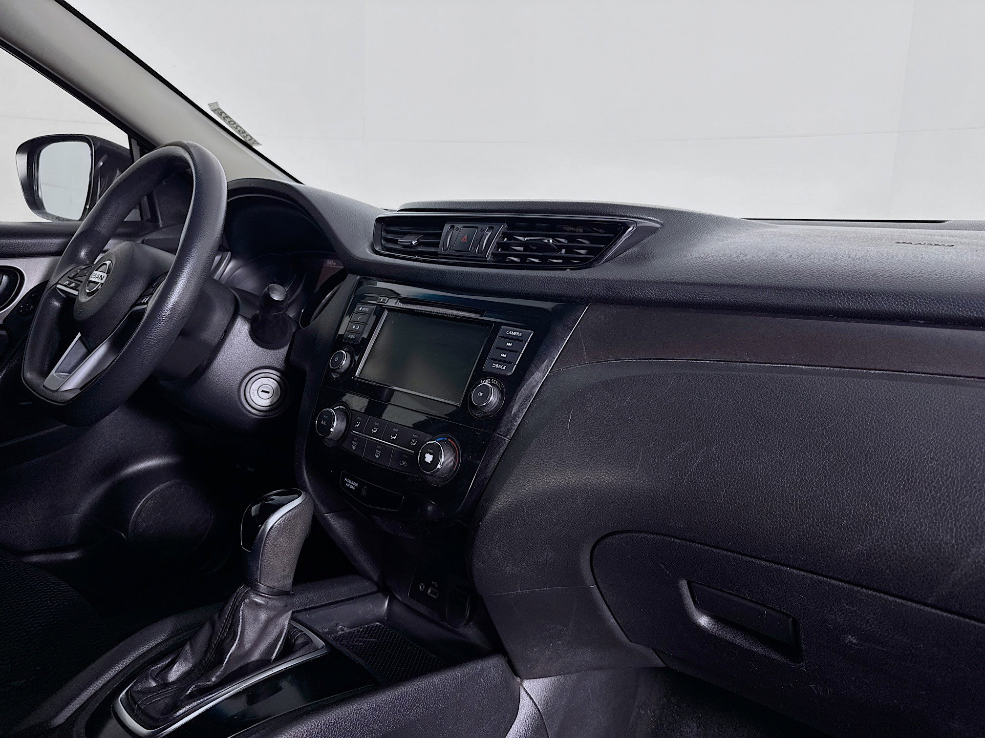 Used 2020 Nissan Rogue Sport S w/ Appearance Package FWD image 28