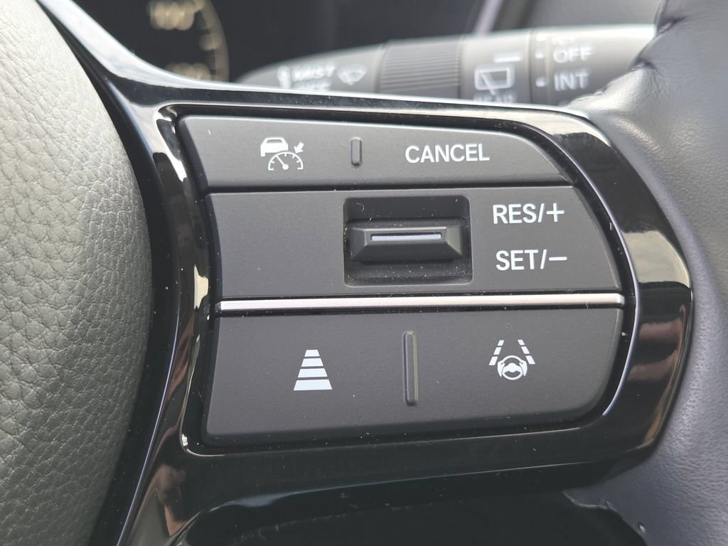 Used 2025 Honda CR-V EX-L image 16