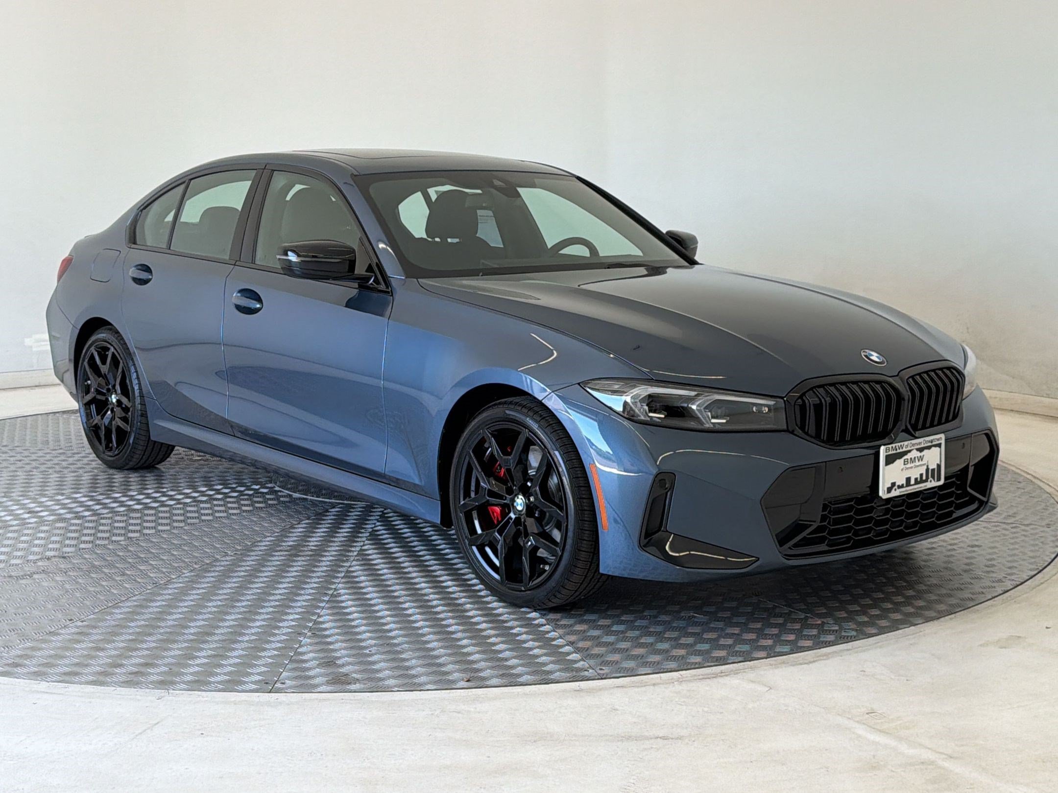 New 2026 BMW 330i xDrive Sedan w/ M Sport Package AWD/4WD image 7