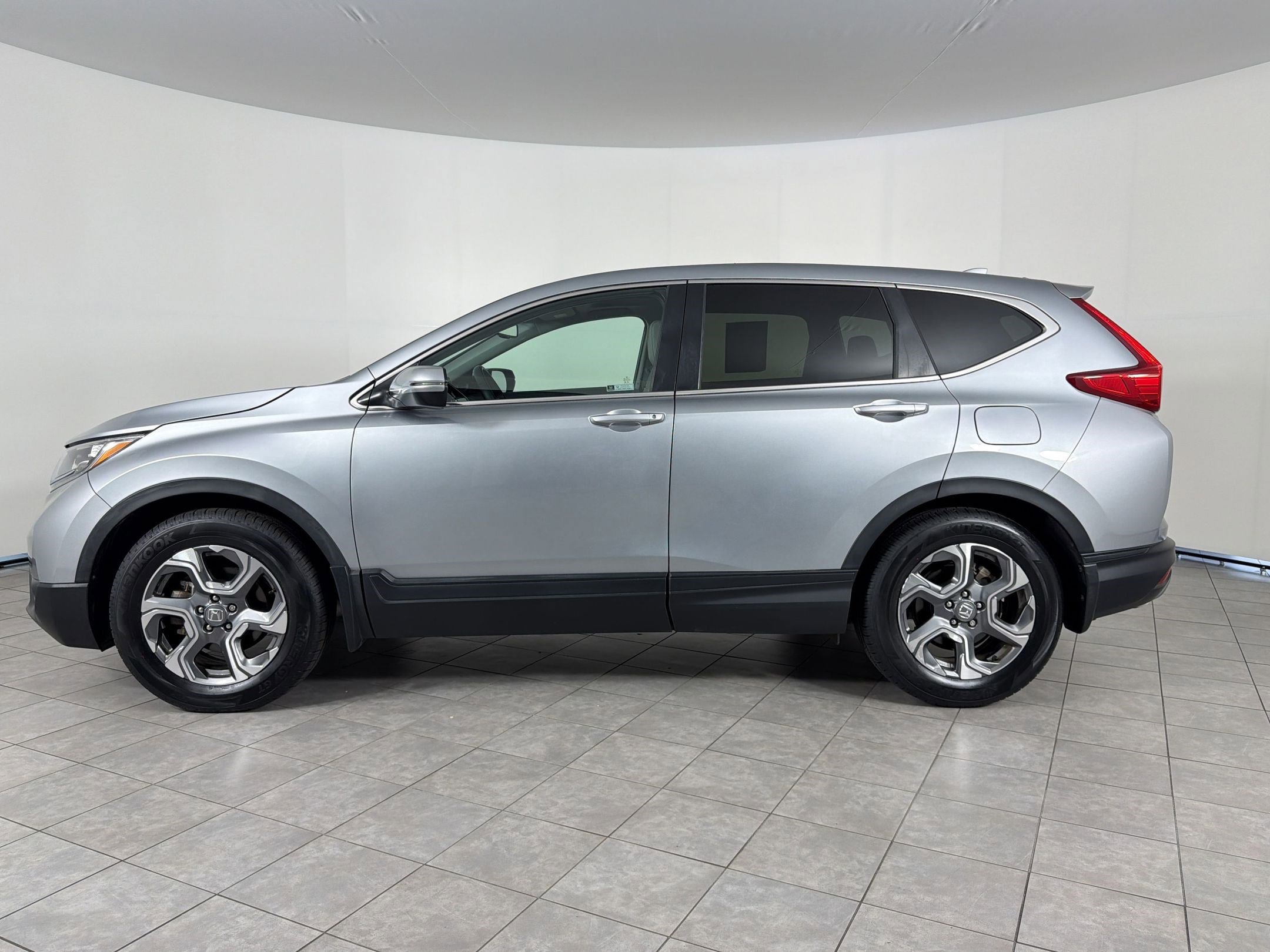 Used 2018 Honda CR-V EX-L image 2