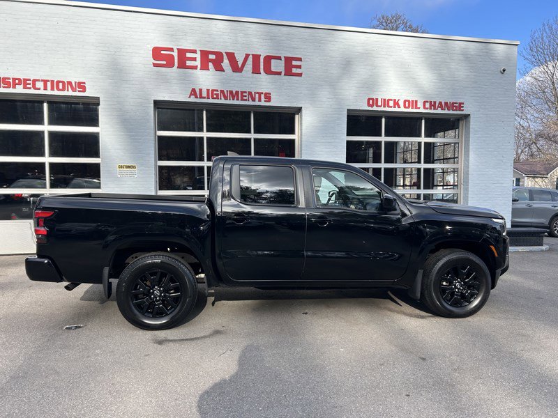 Used 2023 Nissan Frontier SV w/ Midnight Edition Package AWD/4WD image 8