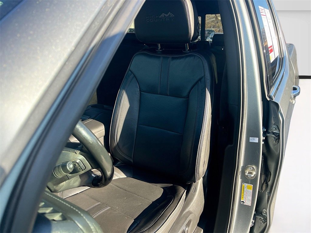 Used 2021 Chevrolet Silverado 1500 High Country w/ Technology Package image 20