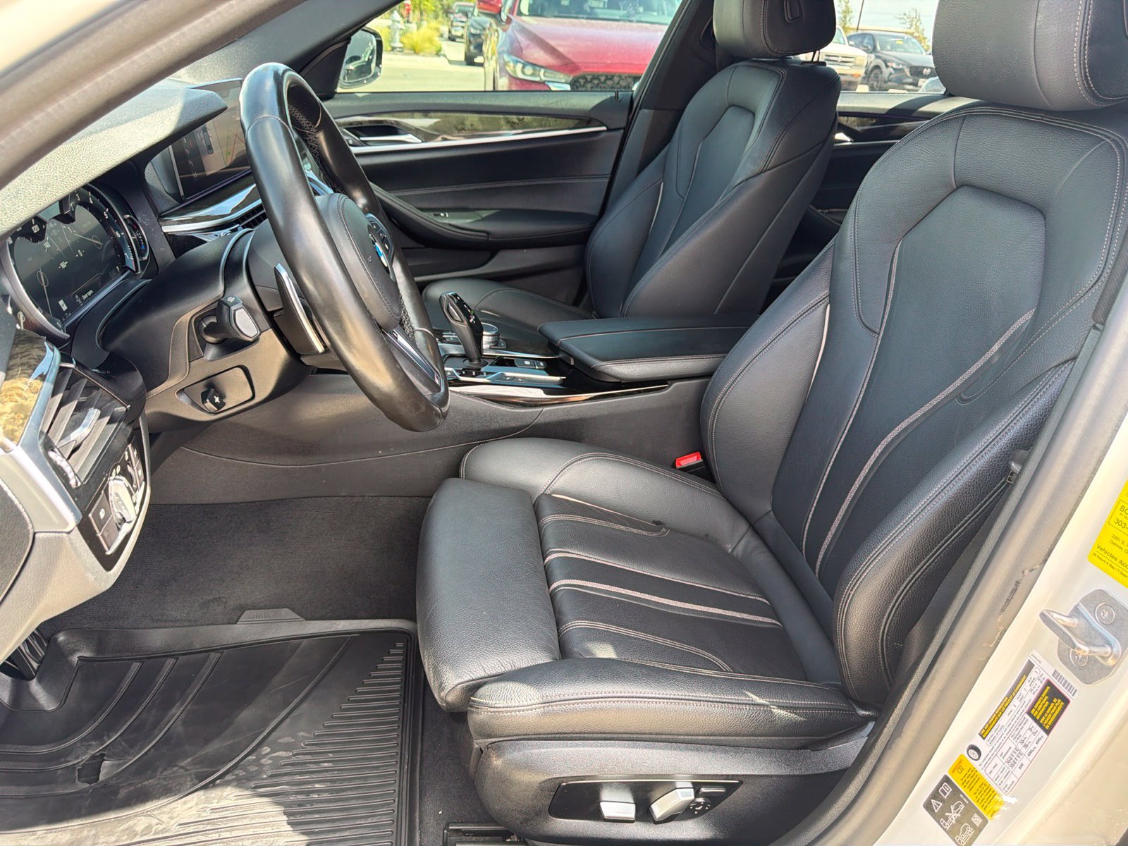 Used 2019 BMW 530i xDrive w/ M Sport Package AWD/4WD image 14